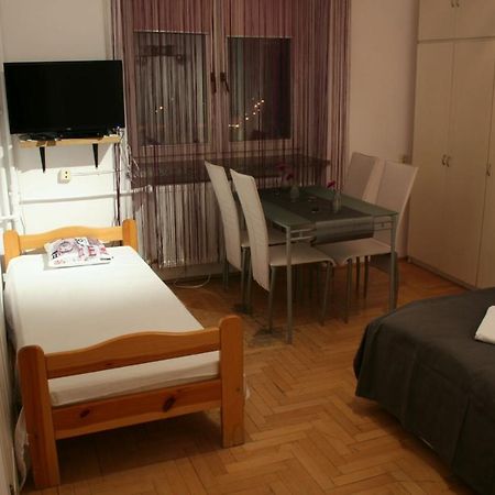 Apartamenty Varsovie Zelazna Экстерьер фото