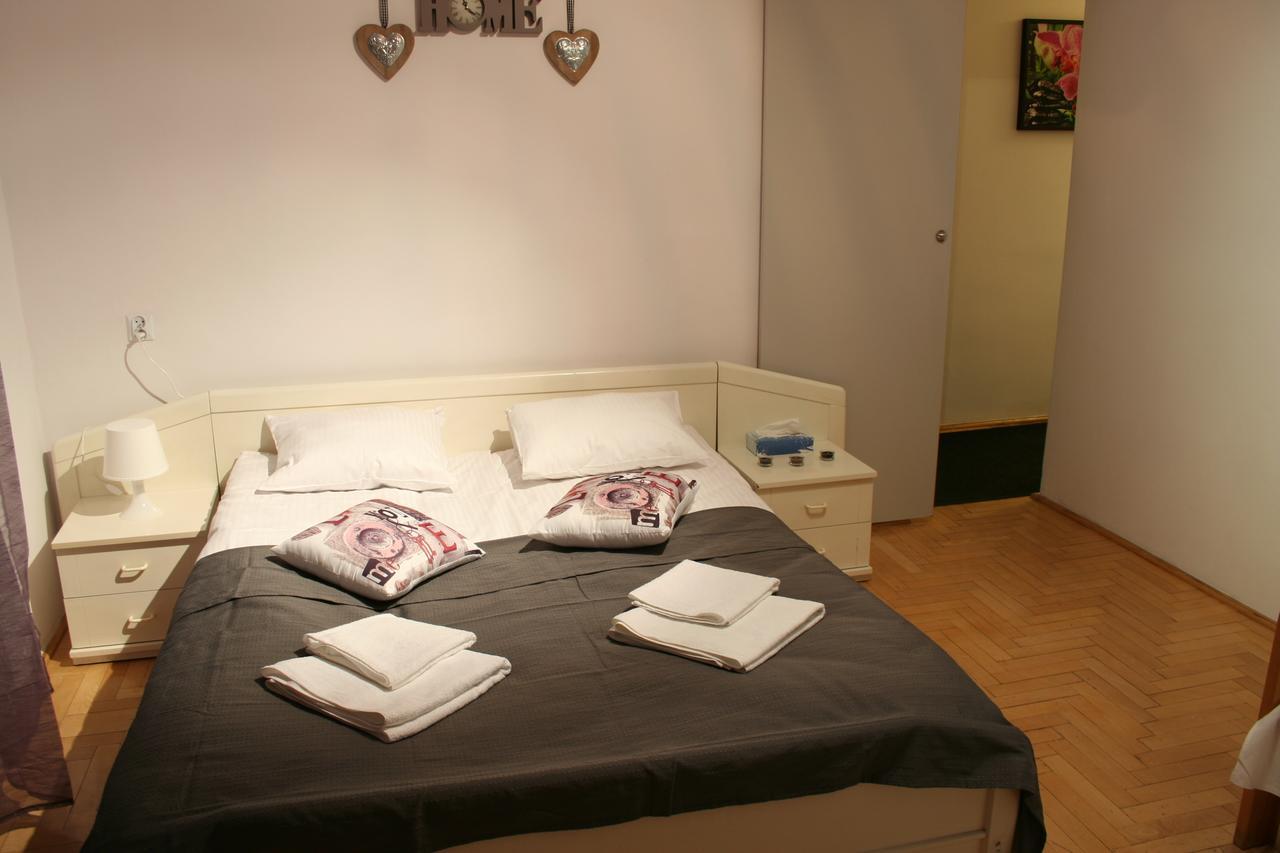Apartamenty Varsovie Zelazna Экстерьер фото