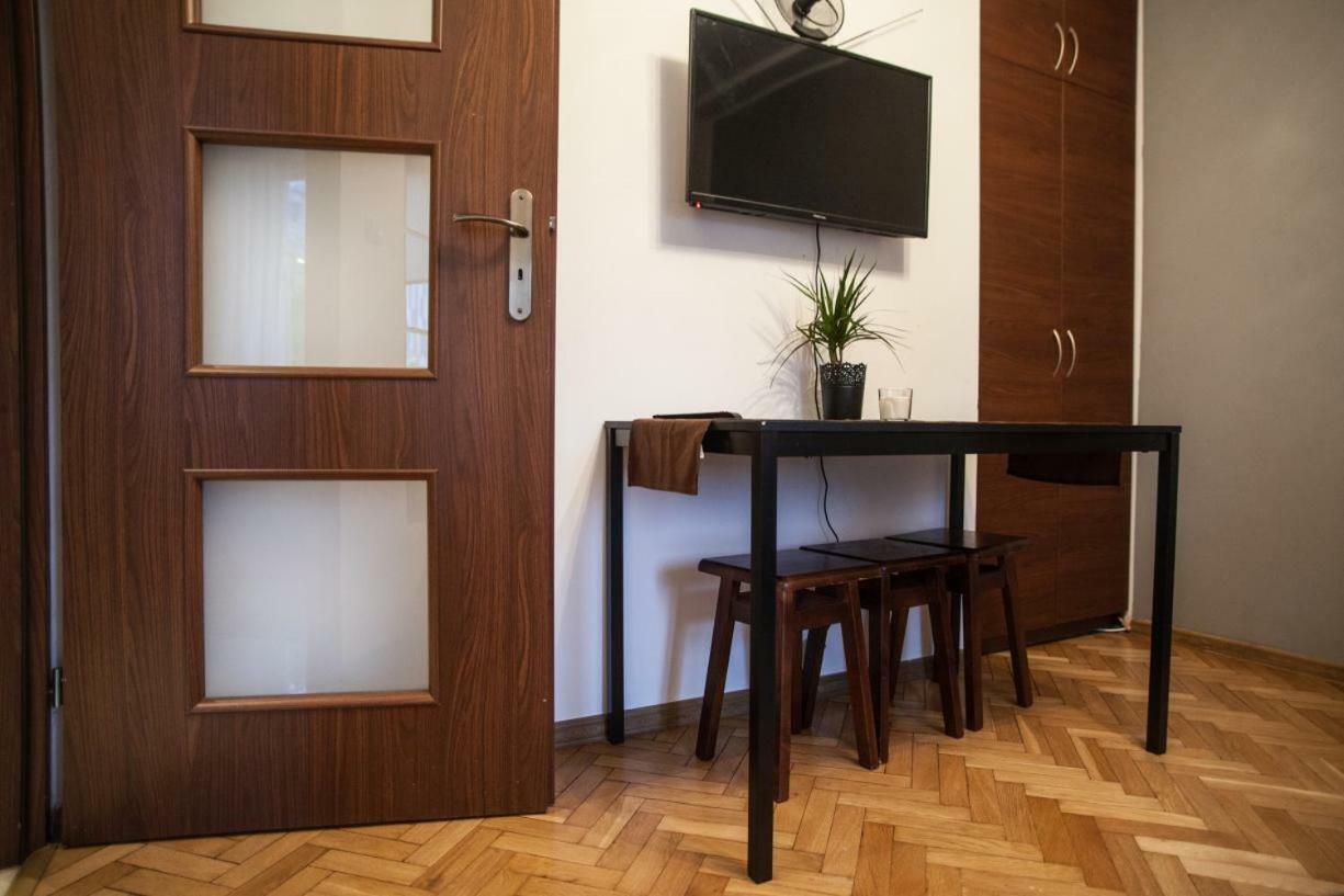 Apartamenty Varsovie Zelazna Экстерьер фото