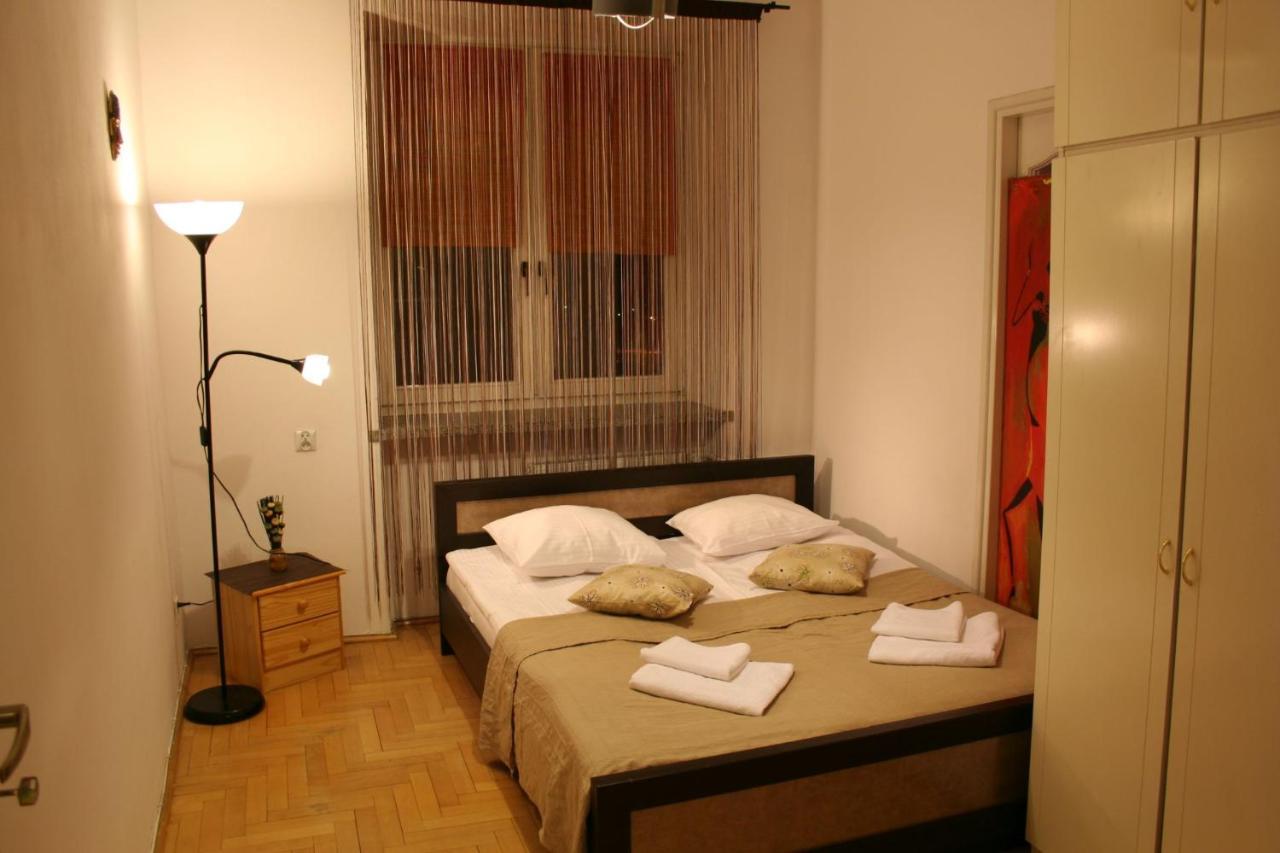 Apartamenty Varsovie Zelazna Экстерьер фото