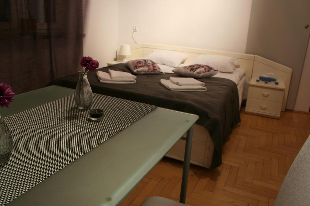 Apartamenty Varsovie Zelazna Экстерьер фото