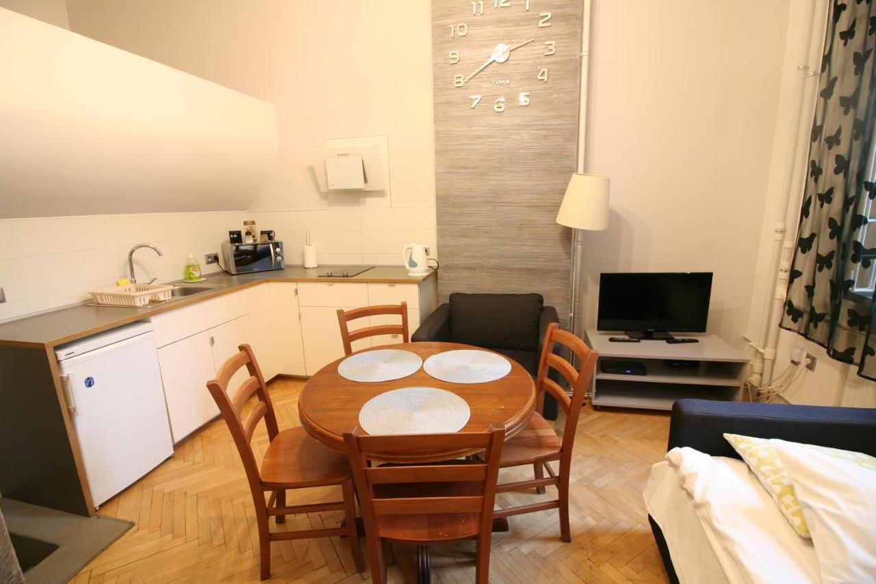 Apartamenty Varsovie Zelazna Экстерьер фото